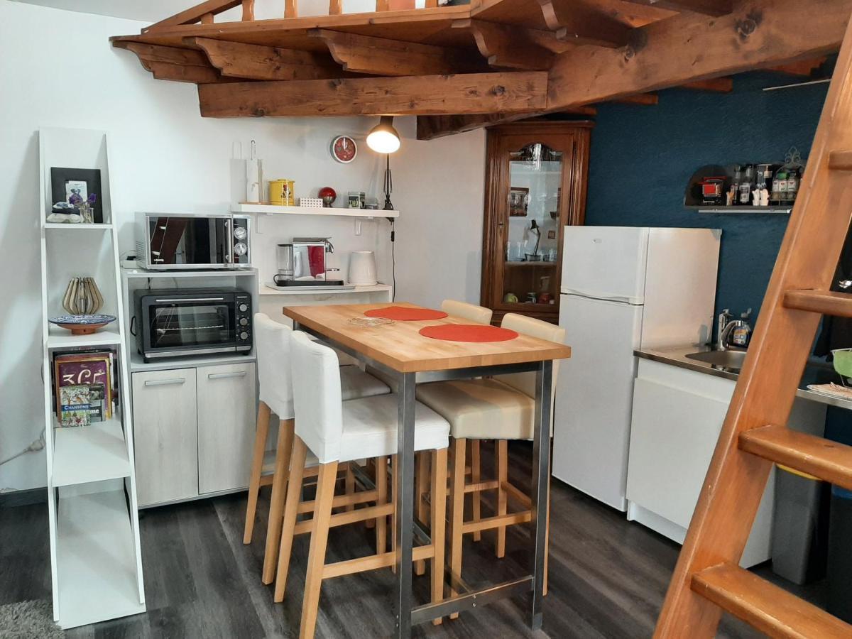 Studio L'Independance Apartment Buchelay ภายนอก รูปภาพ